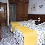 Geranios Pensionat Puerto de la Cruz (Tenerife)