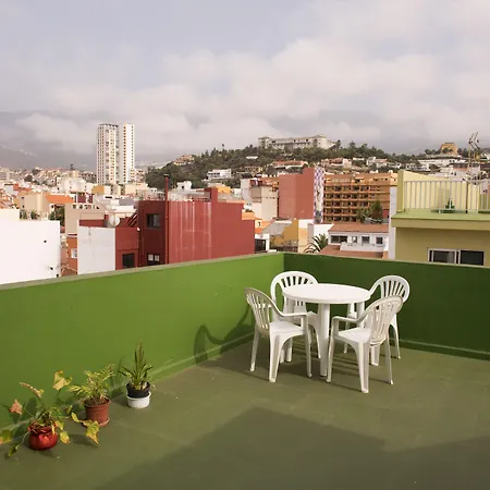 Affittacamere Geranios Puerto de la Cruz (Tenerife)